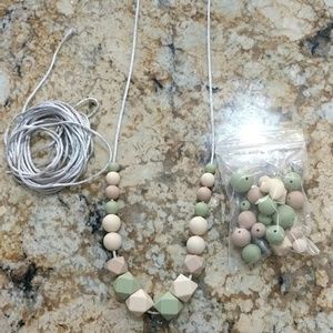 Teething necklace